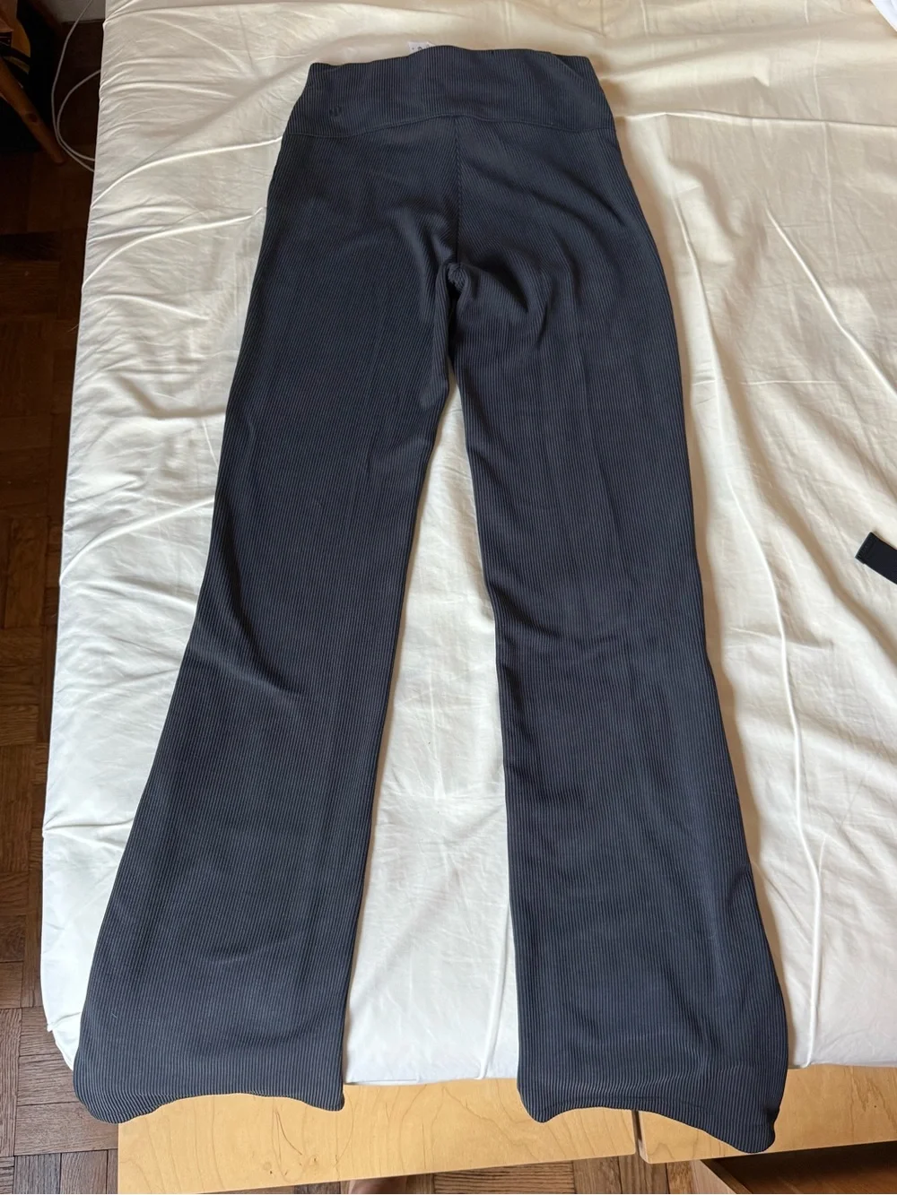 Lululemon brushed rib softstreme zip flare pant